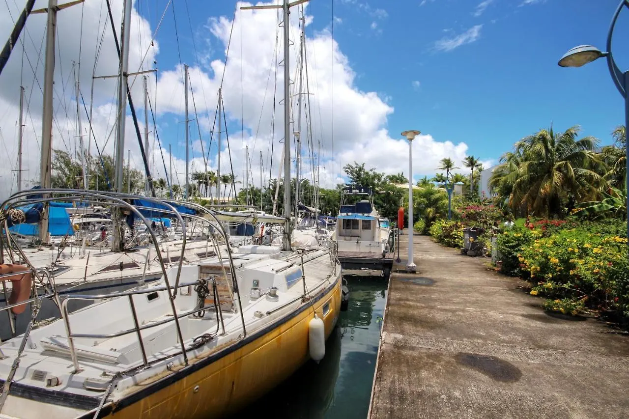 Appartement Devant La Marina Les Trois-Ilets